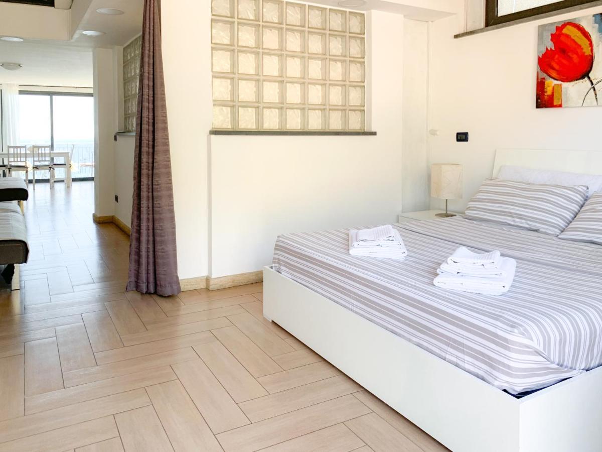 Giardini Beach Loft Kültér fotó