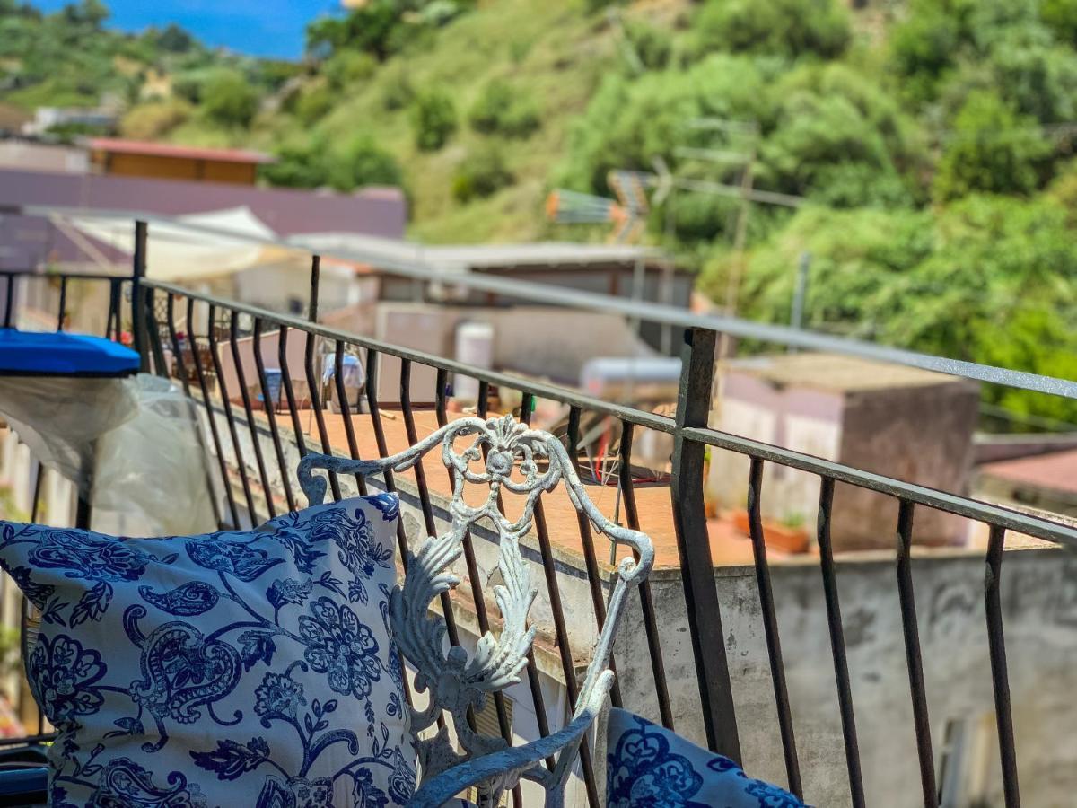 Giardini Beach Loft Kültér fotó