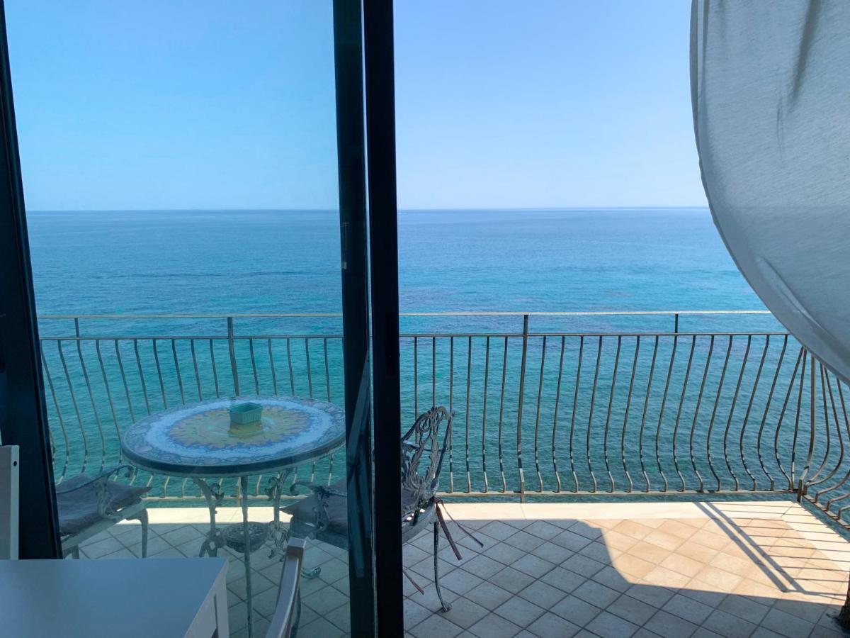 Giardini Beach Loft Kültér fotó
