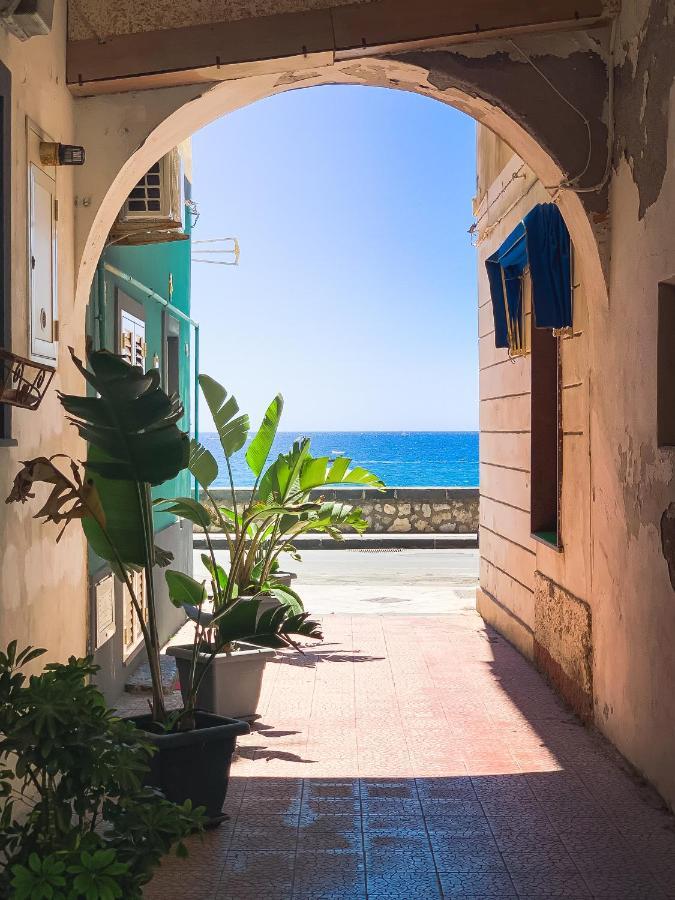 Giardini Beach Loft Kültér fotó